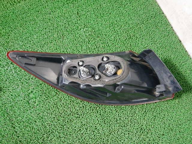 Right Tail Light MAZDA CX-5 2012 LDA-KE2FW KD5451150F — photo 4