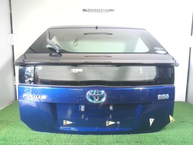 Back Door Assembly TOYOTA Prius 2010 DAA-ZVW30 — photo 1