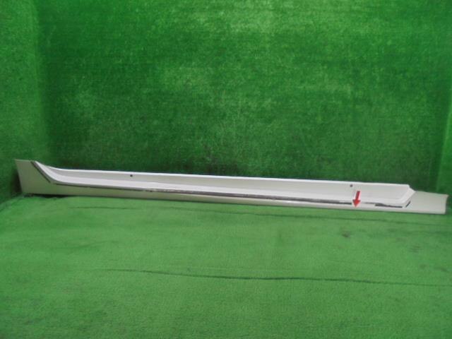 Right Side Step TOYOTA Prius 2016 DAA-ZVW50 — photo 1