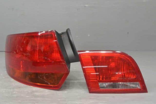 Left Tail Light AUDI Audi a3 2006 GH-8PBWA — photo 1