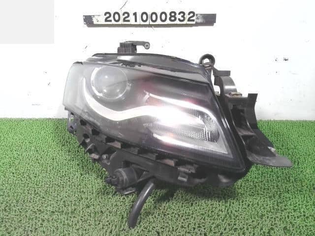 Right Headlight AUDI Audi a4 2009 ABA-8KCDNF — photo 1