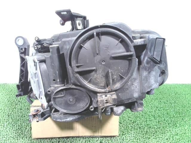 Right Headlight AUDI Audi a4 2009 ABA-8KCDNF — photo 4