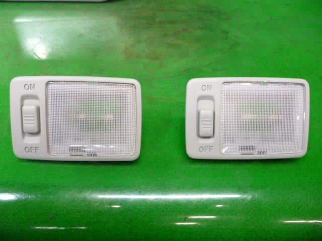 Sun Visor TOYOTA Auris 2014 DBA-NZE181 — photo 3