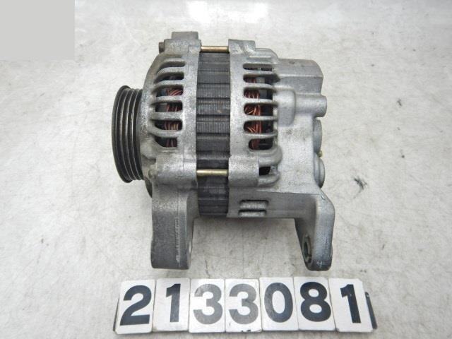 Alternator NISSAN Atlas 1995 GB-SK2F23 — photo 1