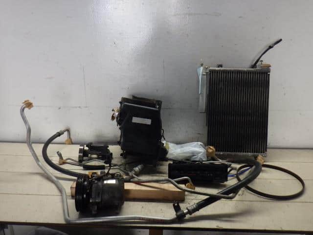 Air Conditioner Assembly SUZUKI Carry 2005 LE-DA63T — photo 1