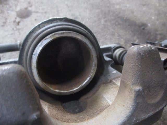 Front Left Caliper NISSAN Dayz 2014 DBA-B21 — photo 3