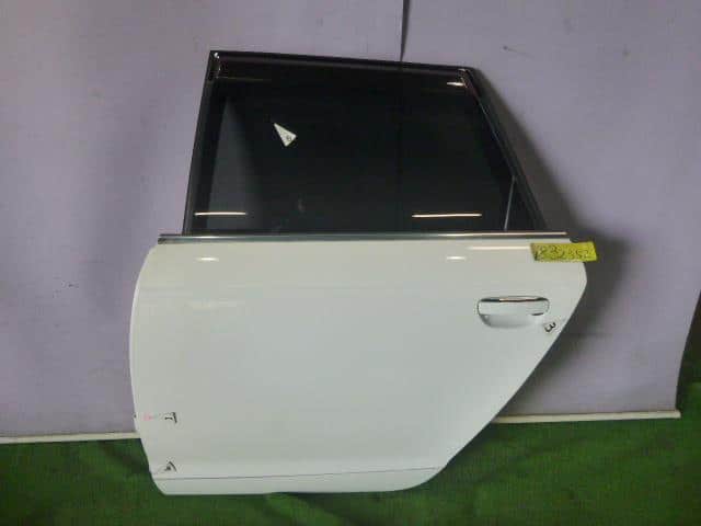 Rear Left Door Assembly AUDI Audi a6 2006 ABA-4FBVJA — photo 1