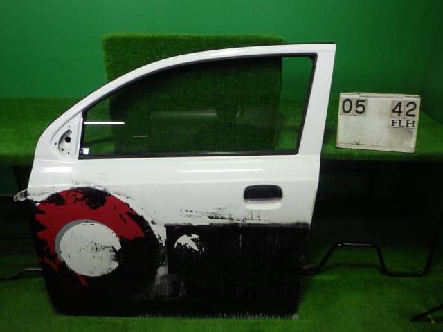Front Left Door Assembly SUZUKI Alto 2018 HBD-HA36V 6800274P00 — photo 1