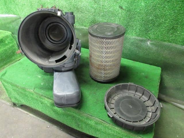 Air Cleaner Assembly HINO Ranger 2009 BKG-FD7JLYG 177101590 — photo 3