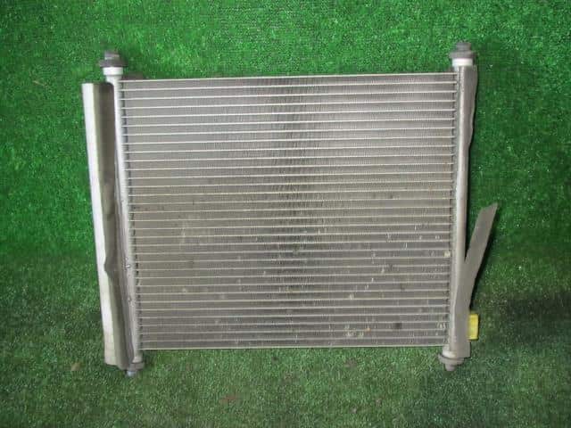 Condenser NISSAN Moco 2010 DBA-MG22 — photo 2