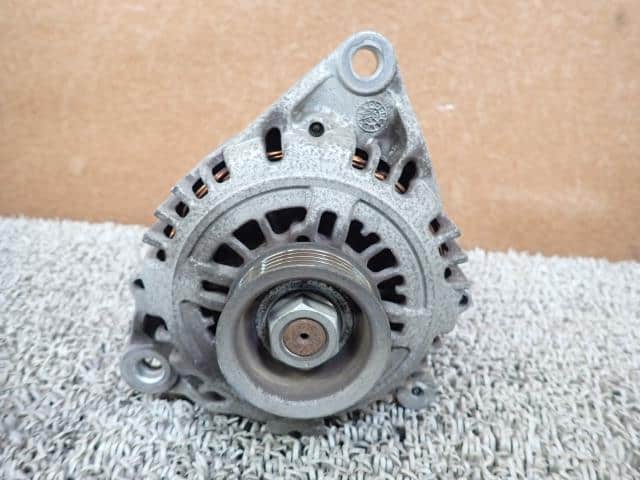 Alternator NISSAN March 2008 DBA-AK12 — photo 1