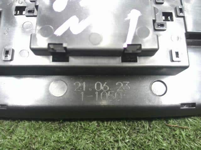 Lamp HONDA N-one 2021 6BA-JG3 34254TTAJ01ZA — photo 4