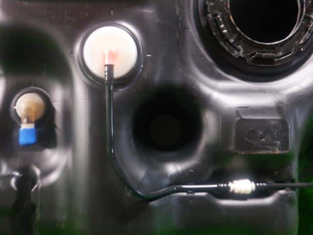 Fuel Tank NISSAN X-Trail 2014 DBA-NT32 — photo 3