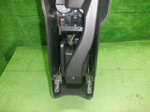 Console Box NISSAN X-Trail 2014 DBA-NT32 — photo 7