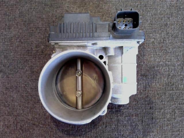 Throttle Body NISSAN Fairlady Z 2002 UA-Z33 — photo 1