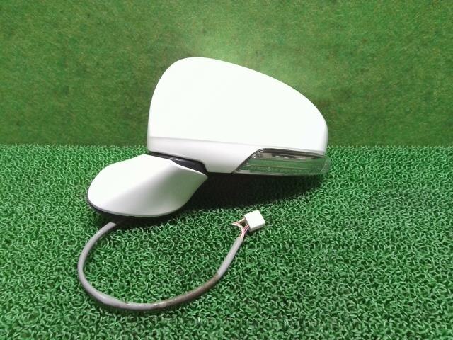 Left Side Mirror TOYOTA Wish 2014 DBA-ZGE20 — photo 1