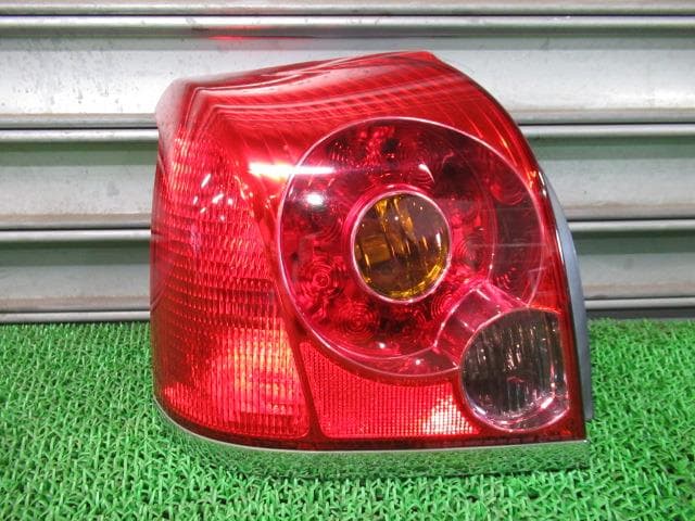Left Tail Light TOYOTA Avensis 2004 CBA-AZT250 — photo 1