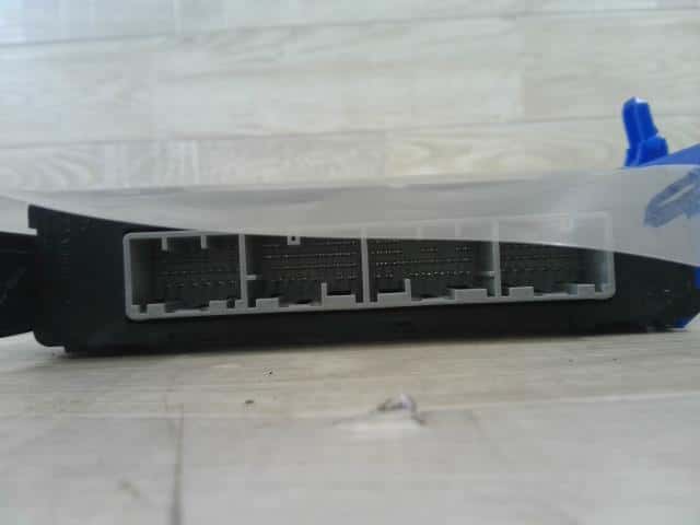 Engine Control Unit DAIHATSU Move 2012 DBA-LA110S — photo 4