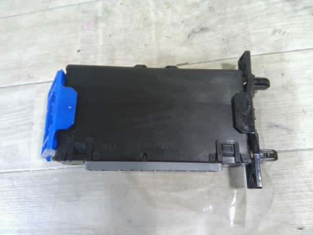 Engine Control Unit DAIHATSU Move 2012 DBA-LA110S — photo 2