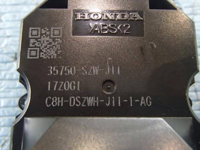 Power Window Switch HONDA Step Wagon 2011 DBA-RK2 — photo 3
