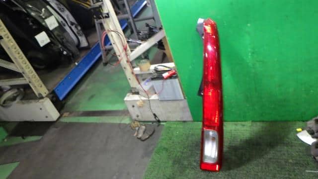 Right Tail Light DAIHATSU Move 2005 DBA-L150S — photo 3