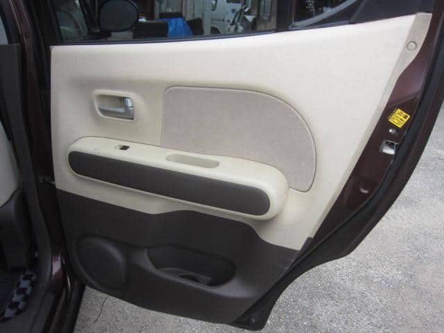 Rear Right Door Assembly SUZUKI MR Wagon DBA-MF22S 6800381J00 — photo 5