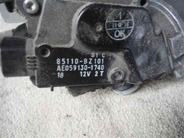 Front Wiper Motor TOYOTA Townace 2016 DBF-S412 — photo 2