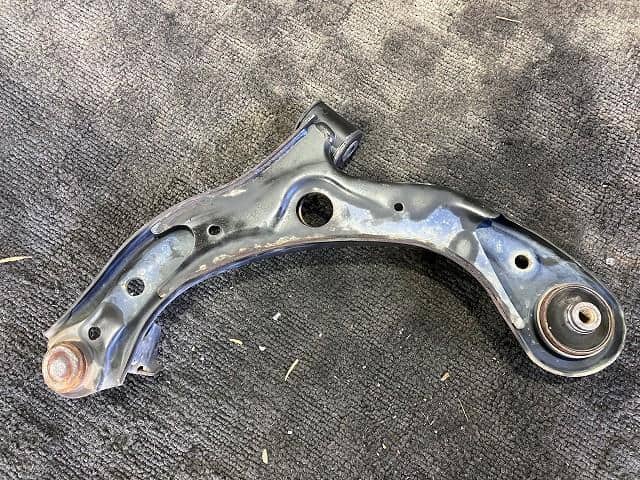 Front Right Lower Control Arm HONDA N-one 2014 DBA-JG1 — photo 2