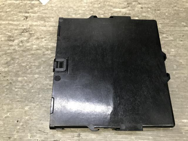 Control Unit TOYOTA Prius Alpha 2015 DAA-ZVW40 — photo 4