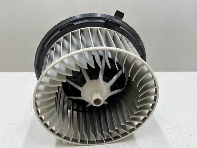Blower Motor VOLKSWAGEN Sharan 1997 E-7MAAA 7M2819021D — photo 2