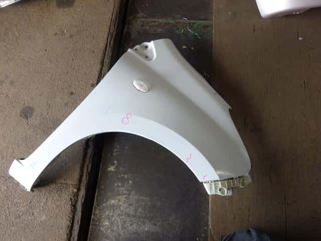Right Fender Panel SUZUKI Alto 2011 HBD-HA25V 5761164L00 — photo 1