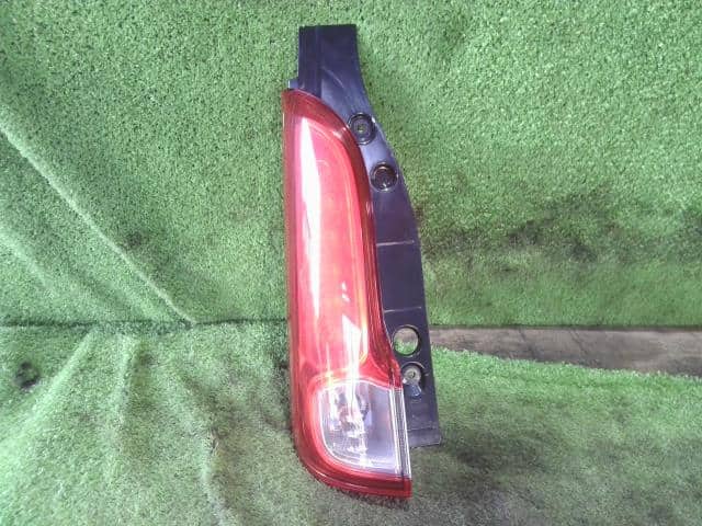 Left Tail Light SUZUKI Spacia 2013 DBA-MK32S 3567081M00 — photo 1