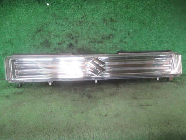 Radiator Grille SUZUKI Wagon R 2014 DBA-MH34S 7211072M500PG — photo 1