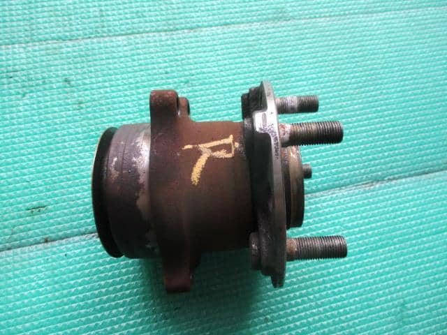Rear Wheel Hub SUBARU Impreza 2013 DBA-GP2 — photo 1