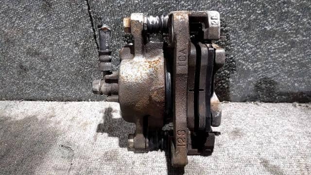 Front Right Caliper NISSAN Pino 2009 CBA-HC24 — photo 2