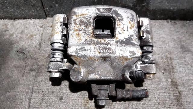 Front Right Caliper NISSAN Pino 2009 CBA-HC24 — photo 1