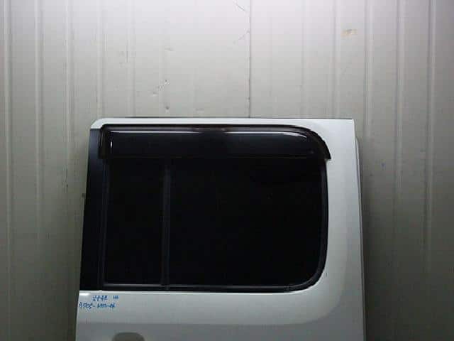 Rear Right Door Assembly NISSAN Cube 2006 — photo 2