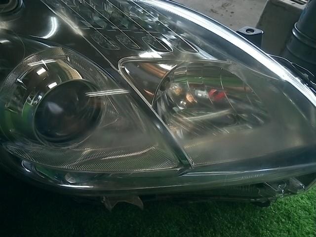 Right Headlight TOYOTA Prius 2009 DAA-ZVW30 — photo 4