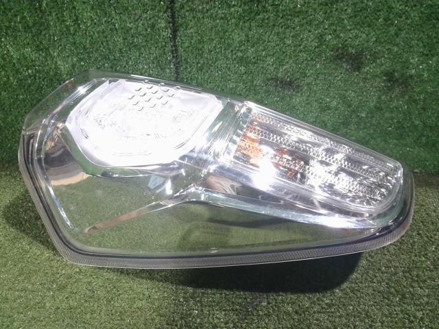 Left Tail Light NISSAN Dayz roox 2016 DBA-B21A — photo 3