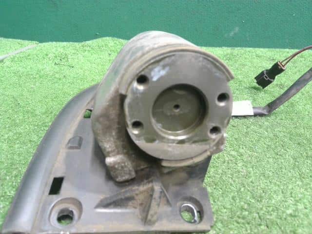 Left Side Mirror ISUZU 2003 KR-NKR81EAV 8978673000 — photo 2