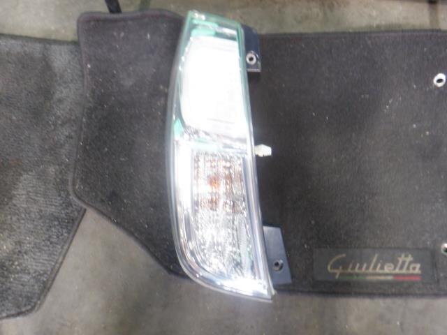 Left Tail Light NISSAN Dayz roox 2014 DBA-B21A — photo 1