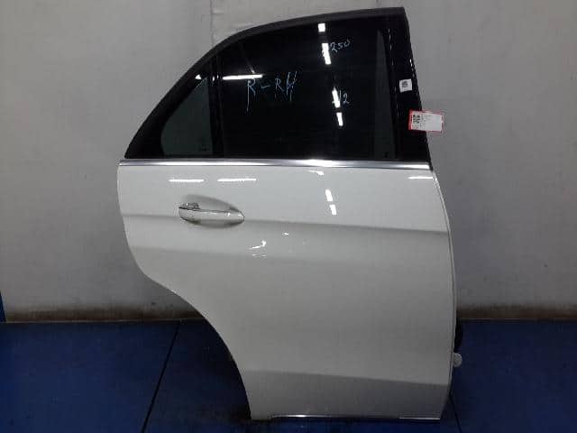 Rear Right Door Assembly MERCEDES-BENZ E-Class 2014 — photo 1