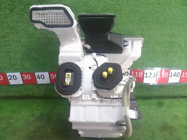 Air Conditioner Assembly NISSAN Serena 2016 DAA-GNC27 — photo 1