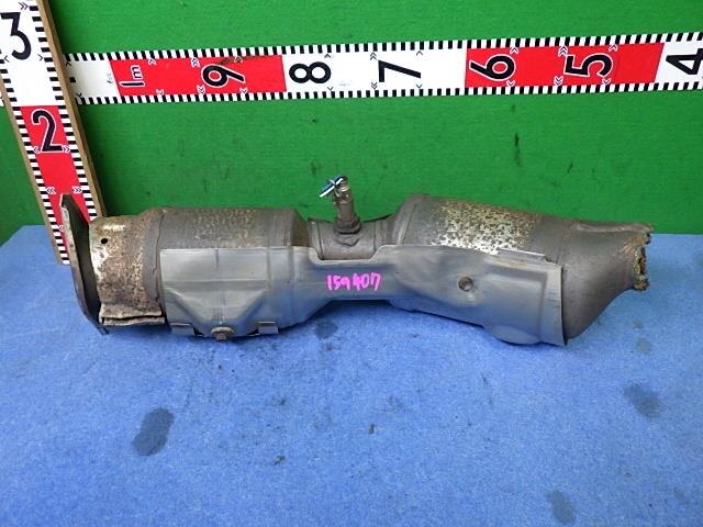 Front Exhaust Pipe TOYOTA Prius Alpha 2011 DAA-ZVW41 — photo 1