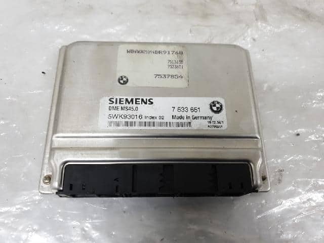 Engine Control Unit / ECU BMW 7 Series 2004 5WK93016 — photo 1