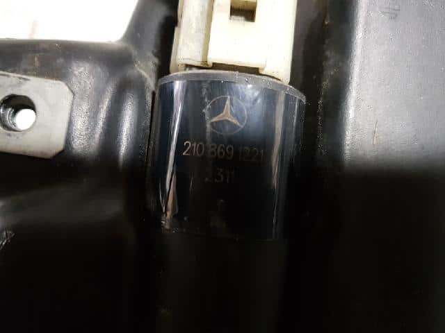 Other MERCEDES-BENZ E-Class 2011 — photo 4