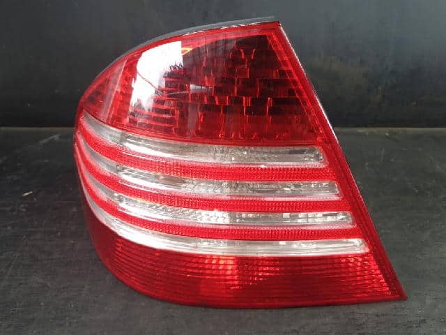 Left Tail Light MERCEDES-BENZ S-Class 2002 — photo 1