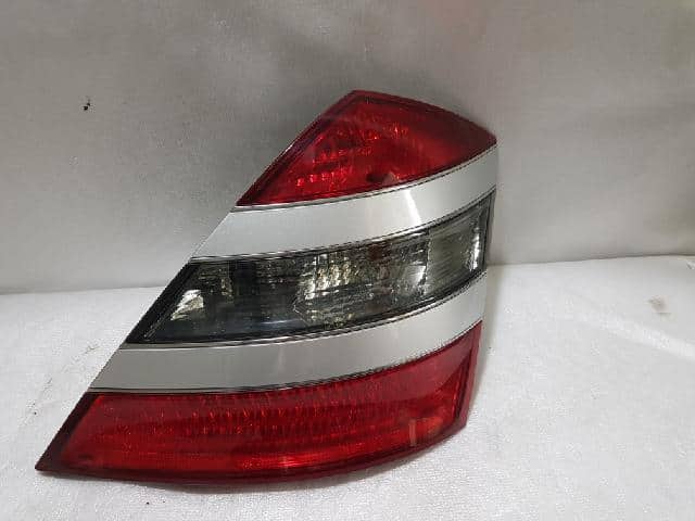 Right Tail Light MERCEDES-BENZ 2006 A221 820 0266 — photo 3