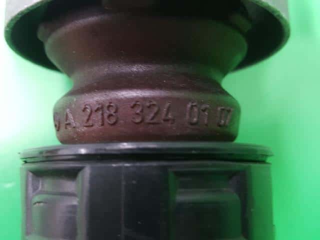 Rear Right Shock Absorber MERCEDES-BENZ 2013 A 218 324 01 07 — photo 5