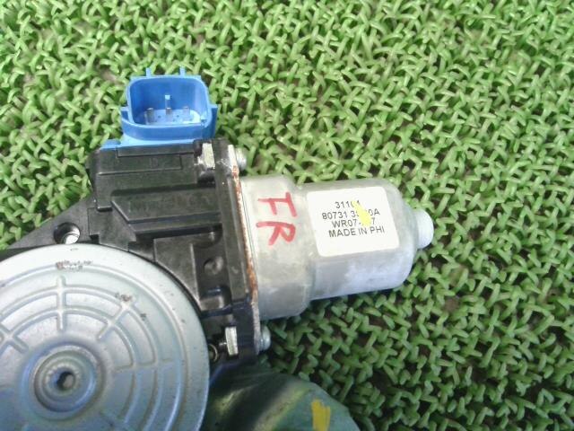 Front Right Door Regulator NISSAN Bluebird Sylphy 2014 DBA-TB17 — photo 2